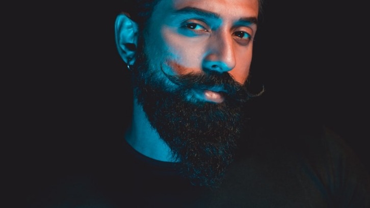 how does the dark web work